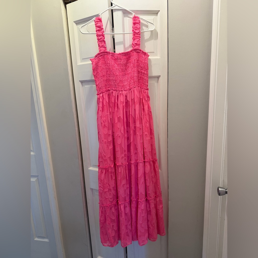 LILLY PULITZER HADLY SMOCKED MAXI DRESS SIZE M ROXIE PINK POLY CREPE SWIRL CLIP